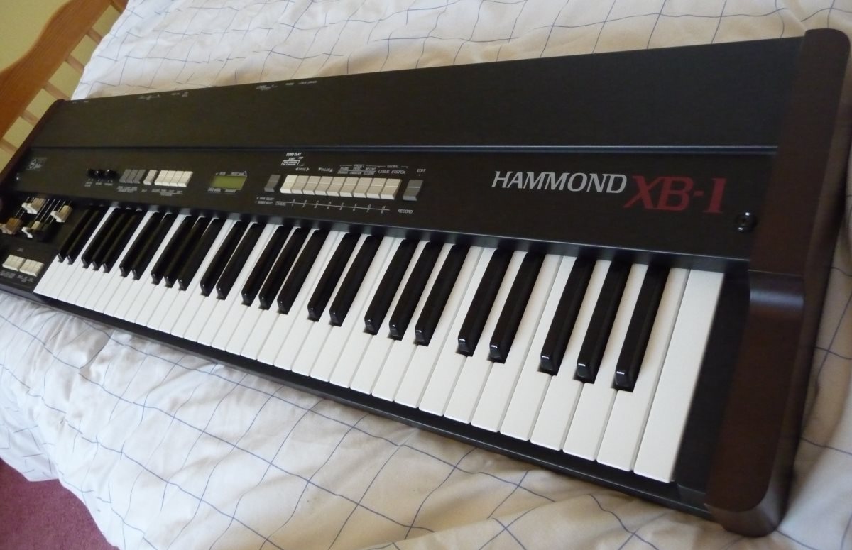 Hammond Xb5